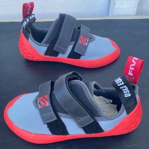 Women's Five Ten Gym Master Indoor Climbing Shoes (7.5 US) but feels like 6.5-7